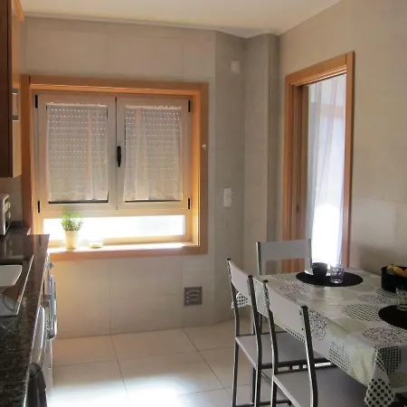 Modern&cozy One Bedroom Flat - Private Parking דירה פורטימאו