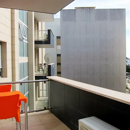 Modern&cozy One Bedroom Flat - Private Parking פורטימאו